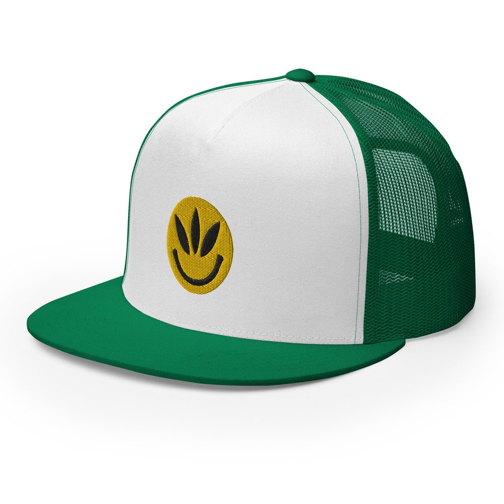 Third Eye Smile Retro Trucker Hat