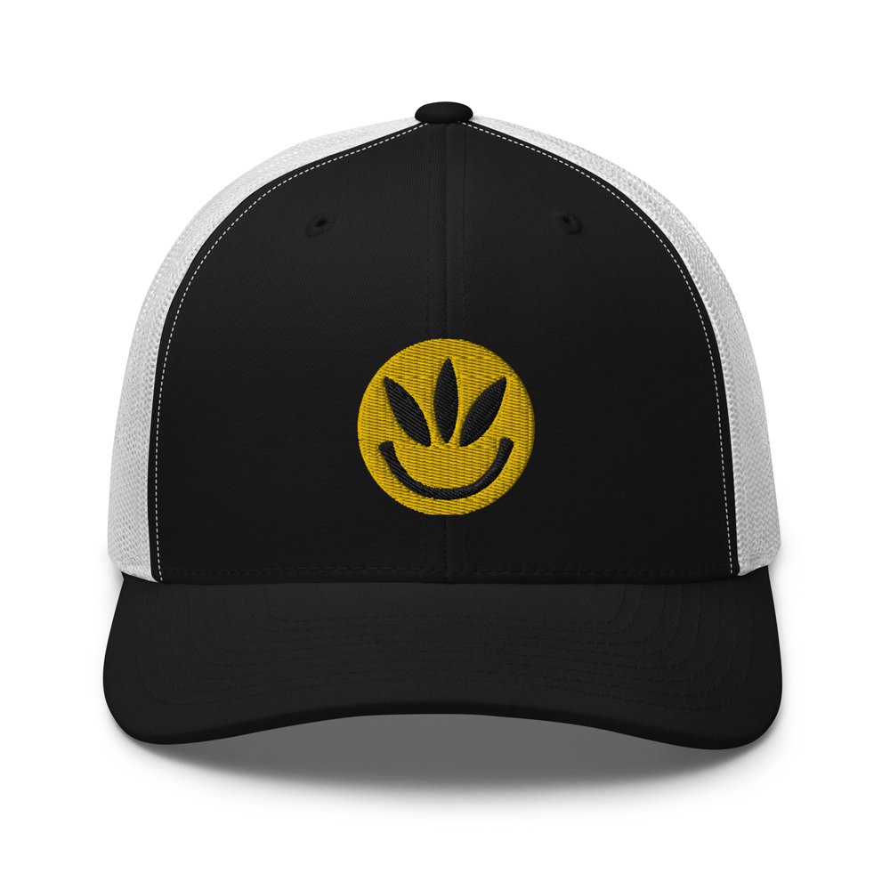 Third Eye Smile Retro Trucker Hat